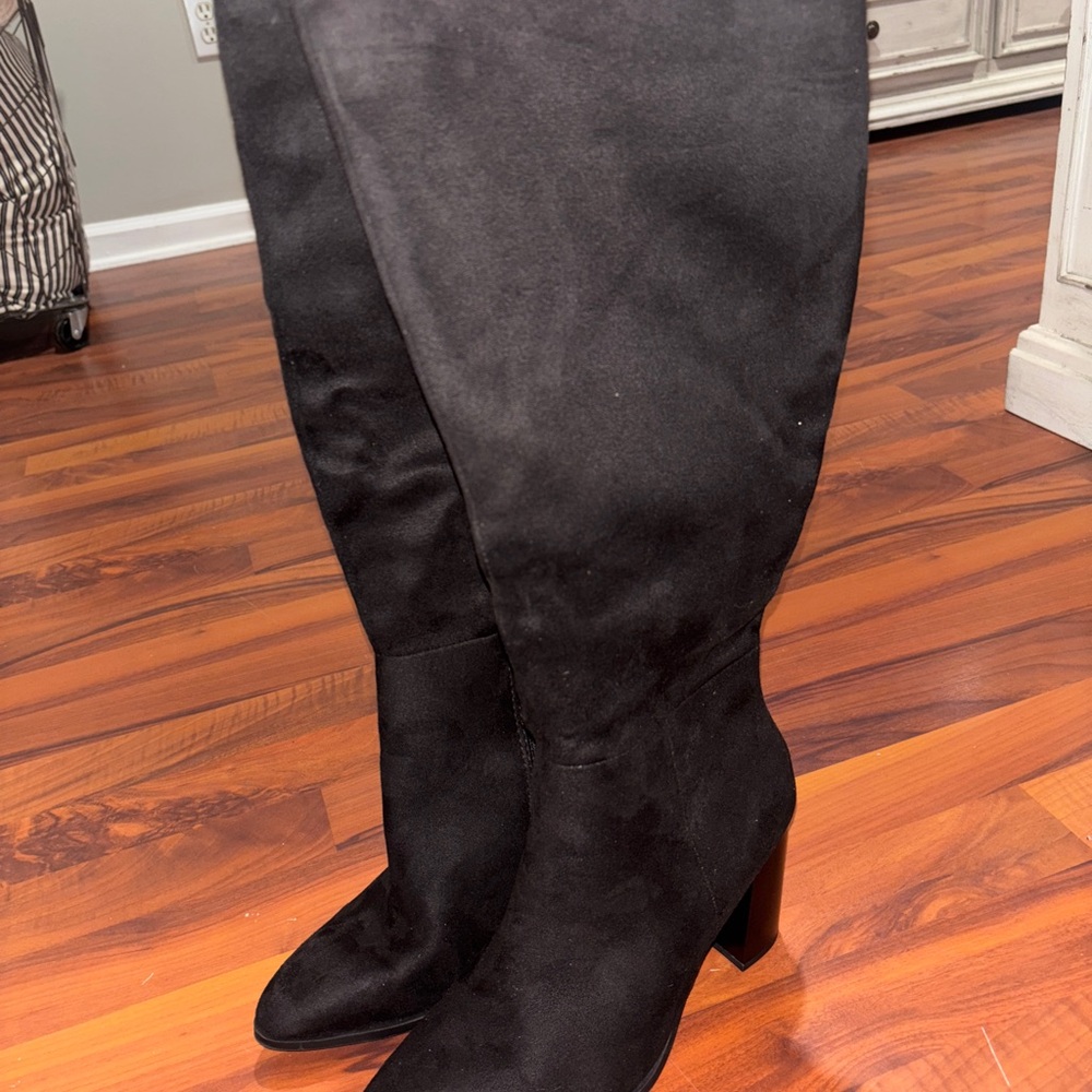 Soda Black Over the Knee Boots